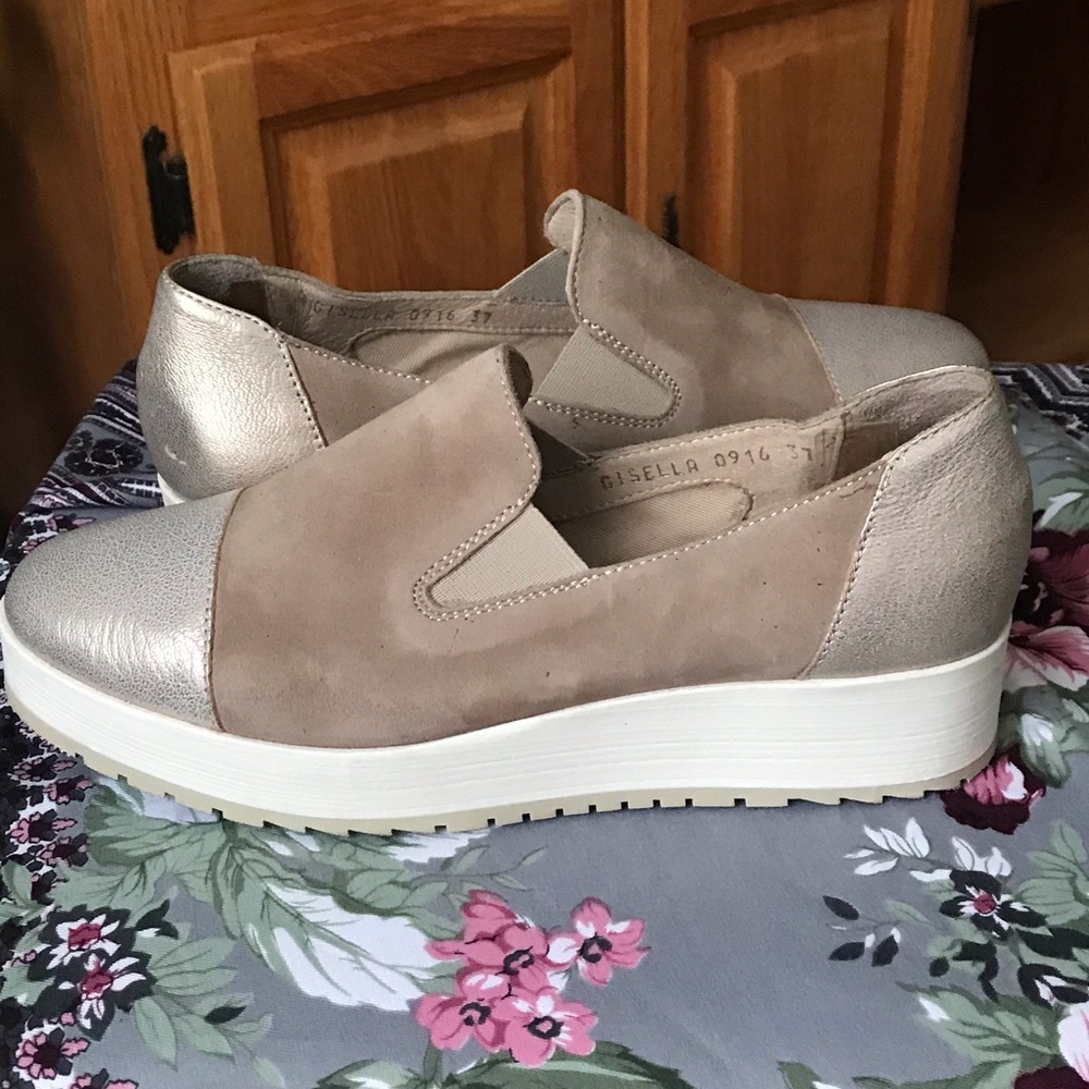 Sneakers leather / suede size 37 bought in Europe